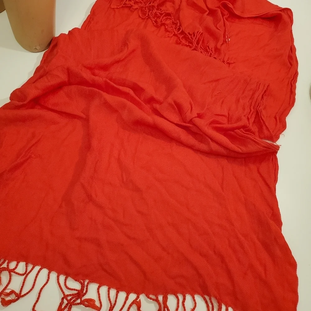 Beautiful Red Scarf - Picture 5 of 8